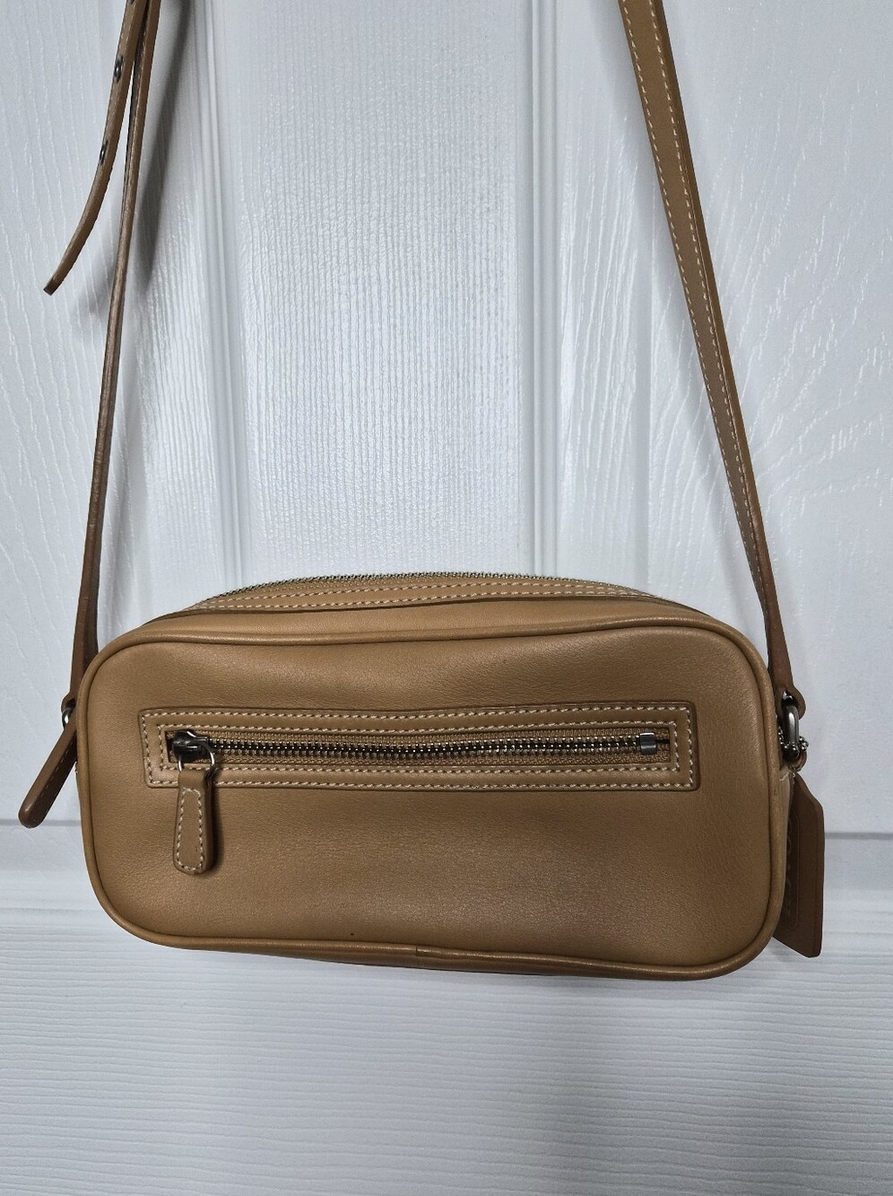 Coach Legacy West Tan Leather Camera Crossbody Bag, Glove-Tanned, Style 9589 - Picture 4 of 14